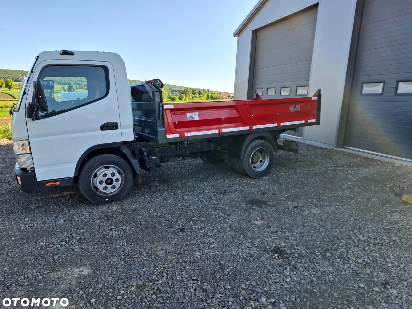 Mitsubishi FUSO CANTER - 4