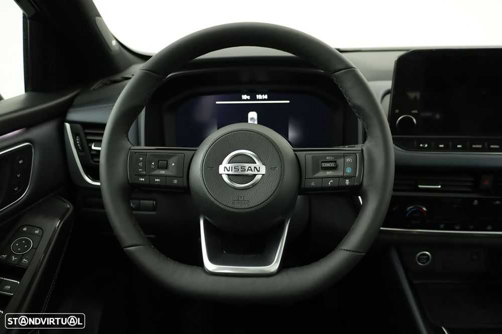 Nissan Qashqai 1.3 DIG-T Tekna - 15