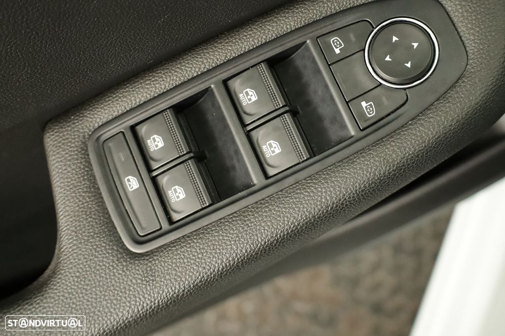 Renault Clio 1.0 TCe Evolution - 22