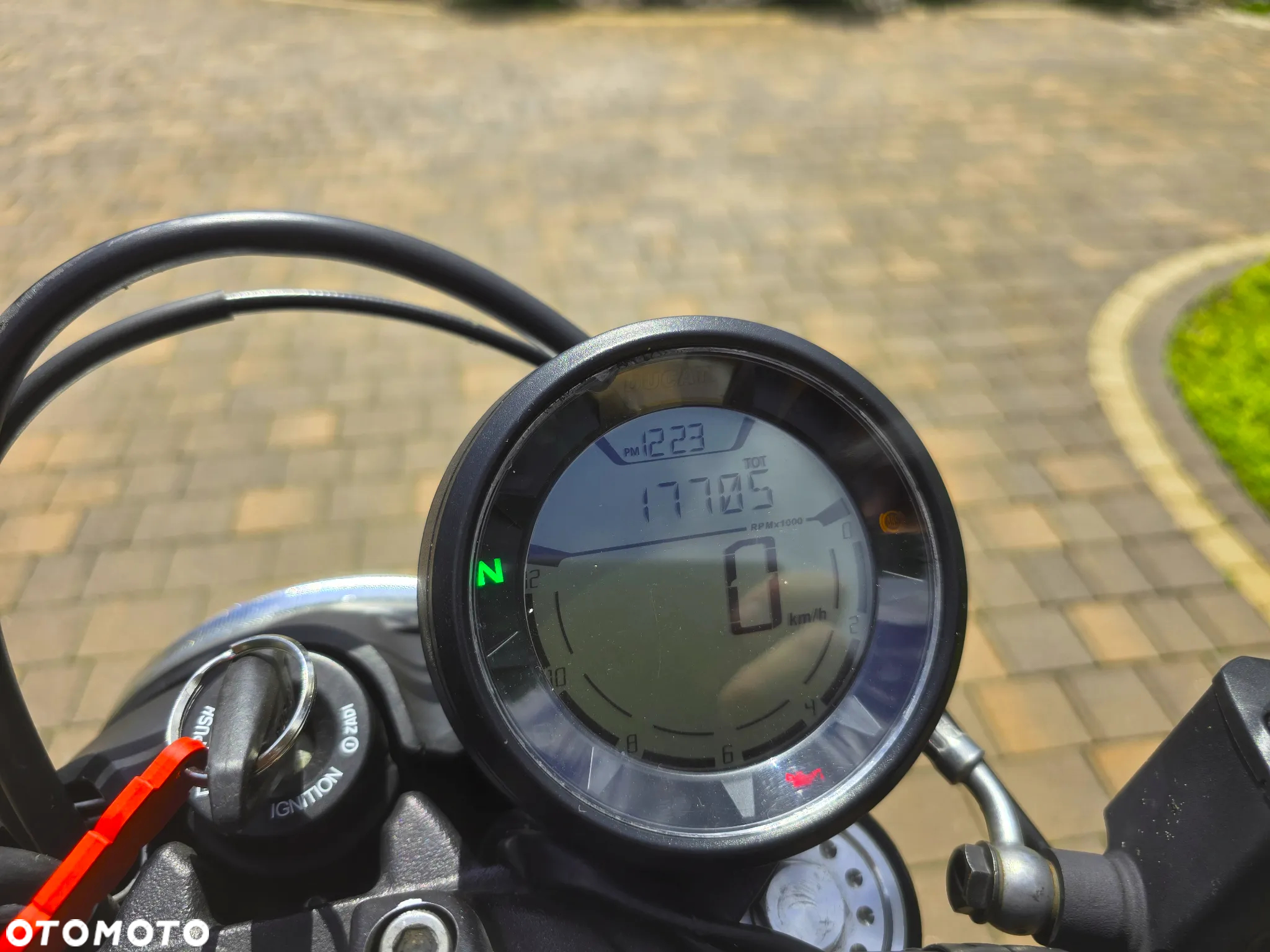 Ducati Scrambler - 11