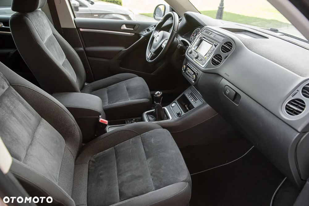 Volkswagen Tiguan 2.0 TSI 4Mot Sport&Style - 32