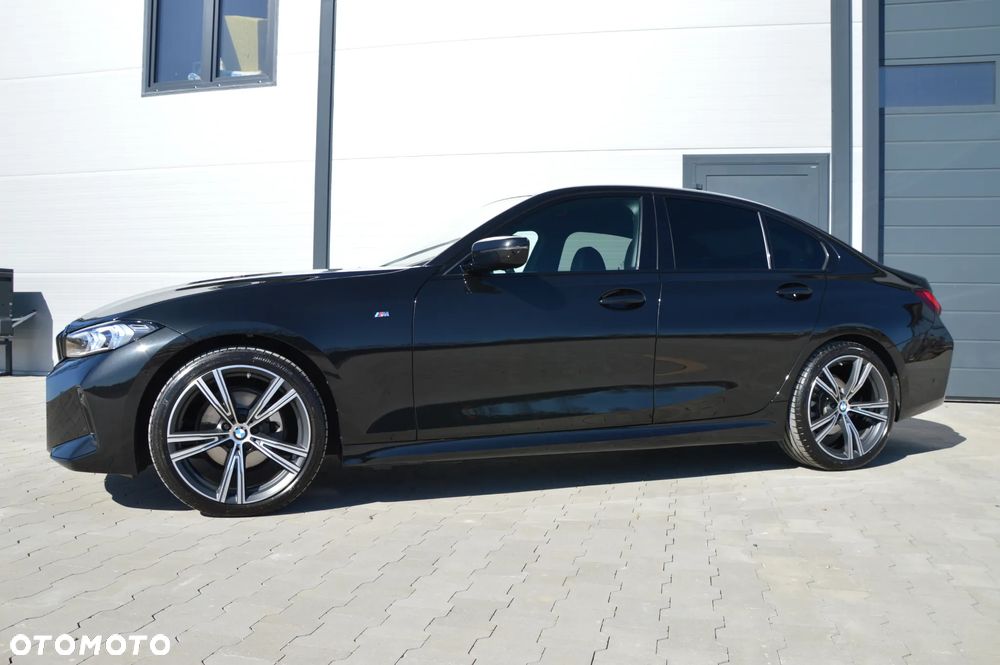 BMW Seria 3 320i M Sport - 17