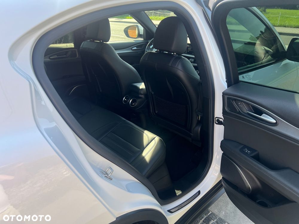 Alfa Romeo Stelvio 2.2 16V AT8 Q4 B-Tech - 29