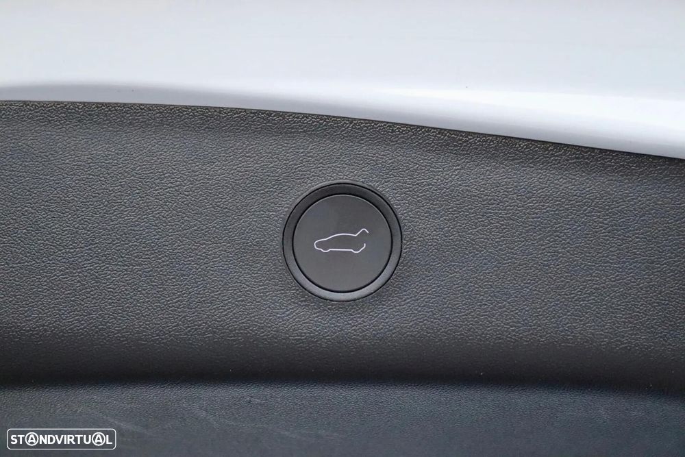 Tesla Model 3 Standard Range Plus RWD - 8