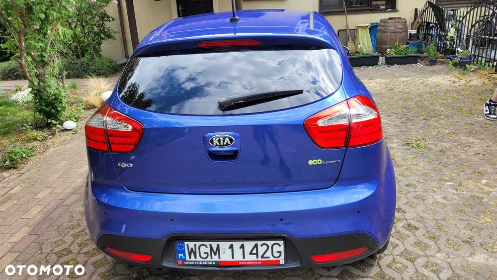 Kia Rio 1.2 Dream Team Edition - 4