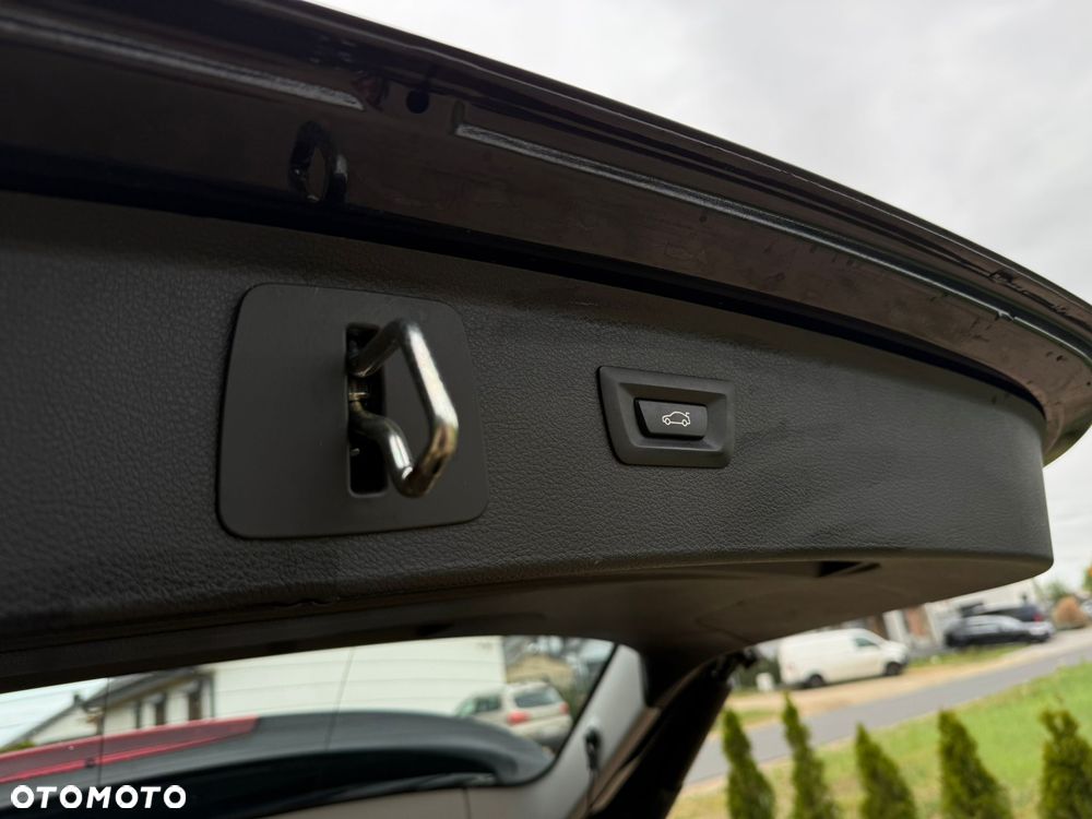 BMW Seria 2 216d Sport Line - 25