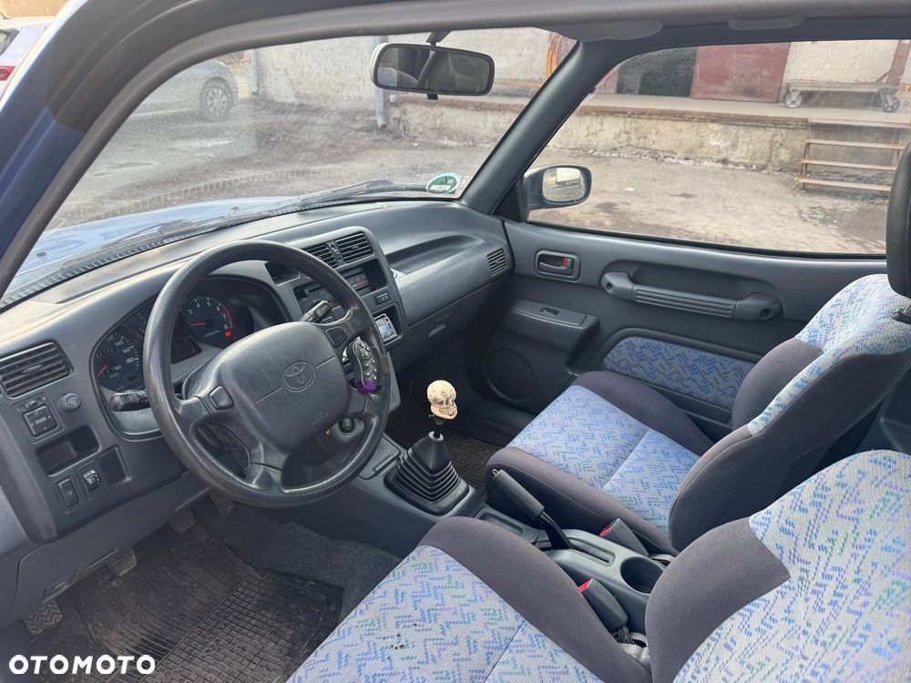 Toyota RAV4 2.0 Fun - 9
