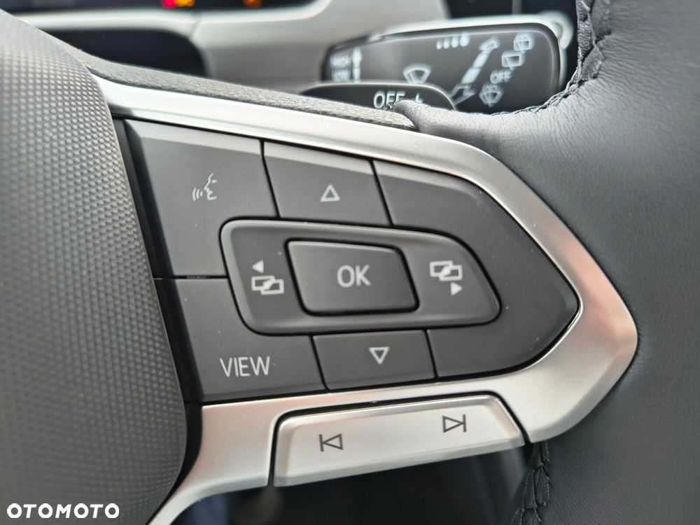 Volkswagen Touran 1.5 TSI EVO Comfortline Plus DSG - 24