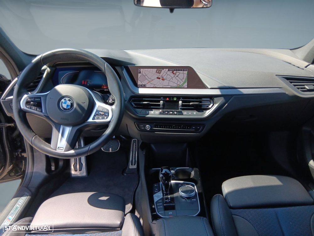 BMW 116 d Pack Desportivo M Auto - 12