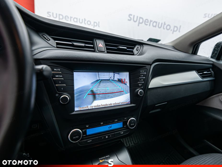 Toyota Avensis - 18