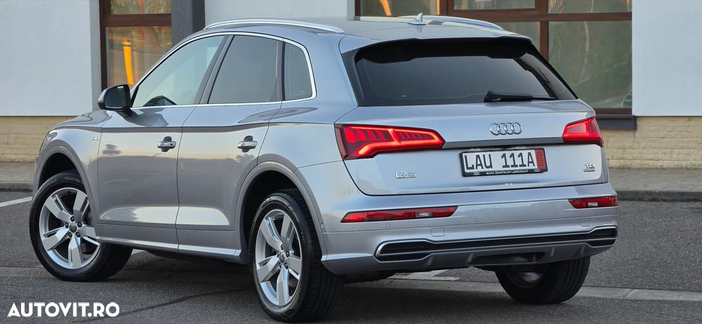 Audi Q5 2.0 40 TDI quattro S tronic Design - 31