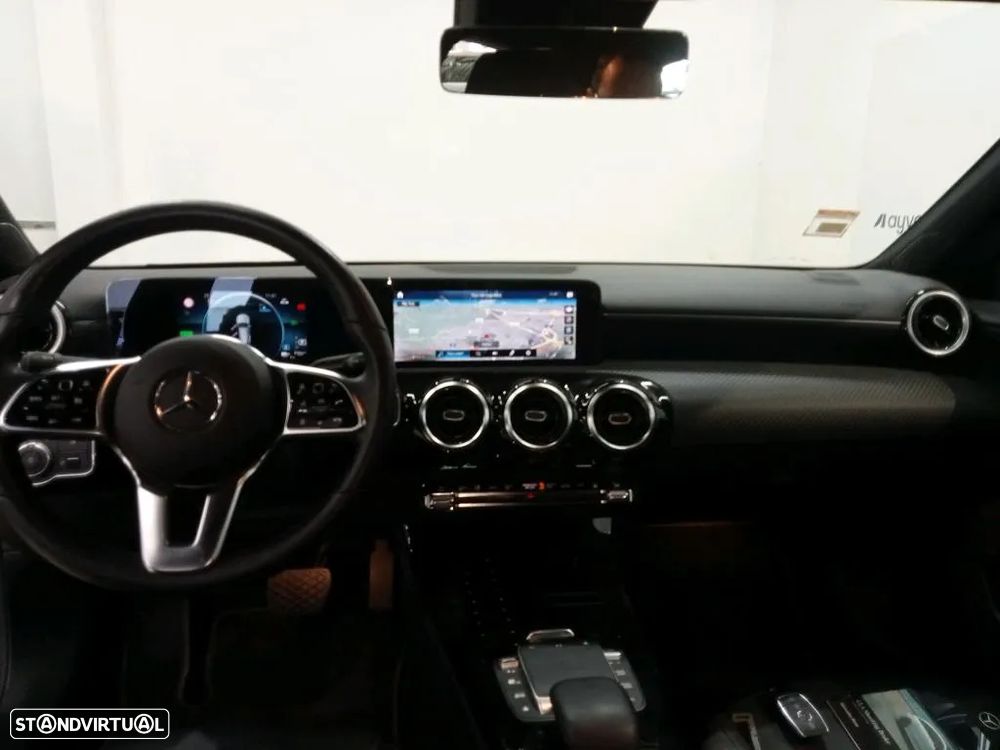 Mercedes-Benz CLA 250 e Shooting Brake Style Plus - 8