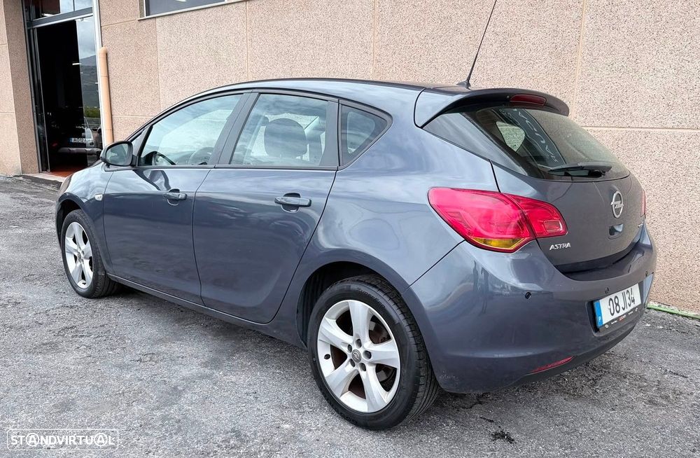 Opel Astra 1.3 CDTI Cosmo - 14