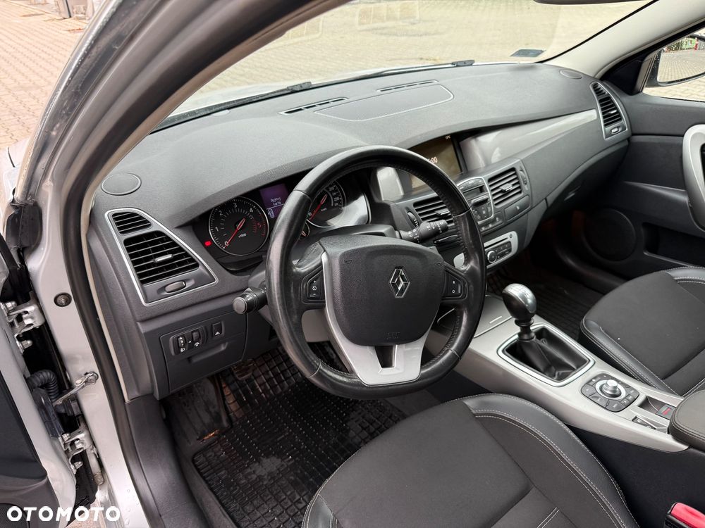 Renault Laguna dCi 110 FAP Expression - 9