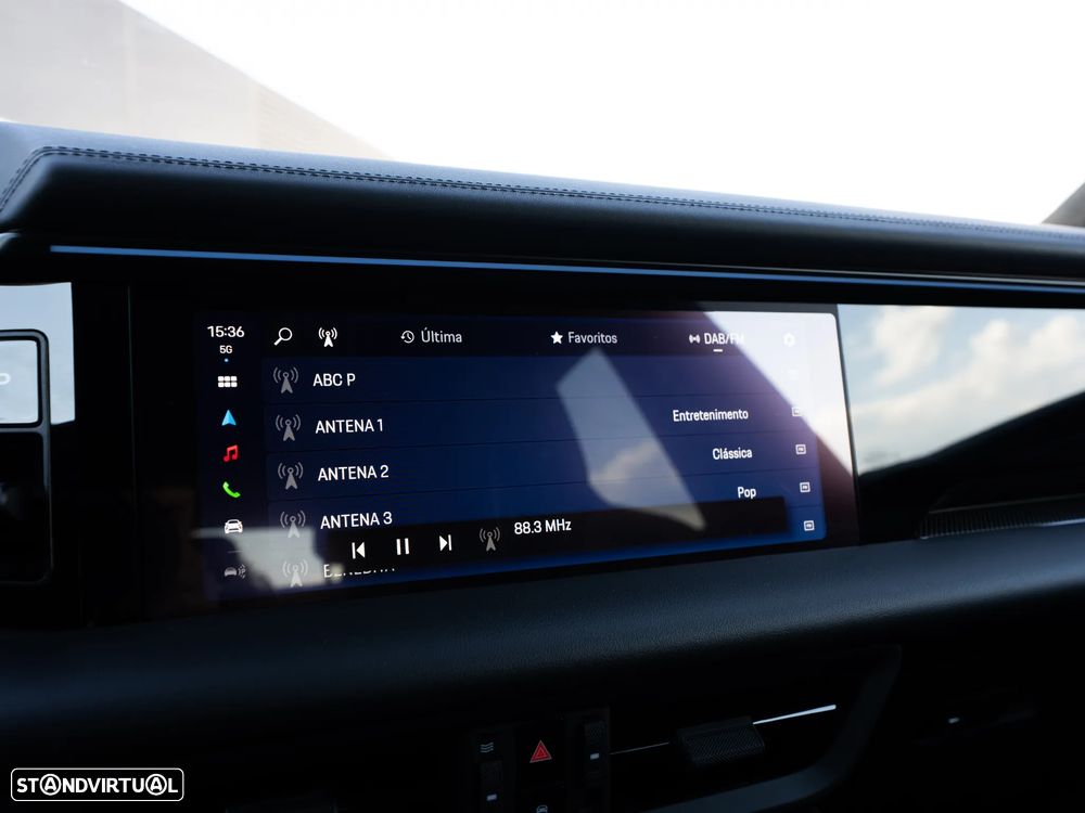 Porsche Macan Electric Turbo - 23
