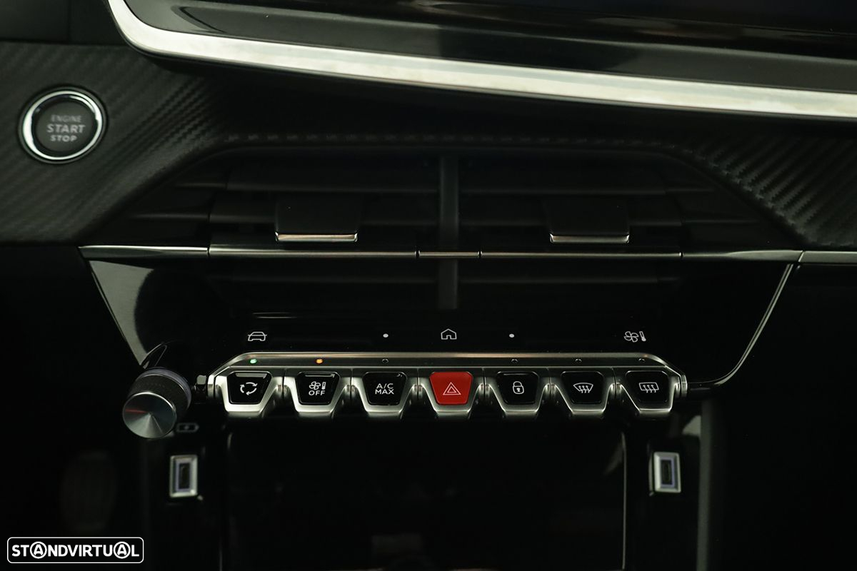Peugeot 2008 1.2 PureTech Allure - 11