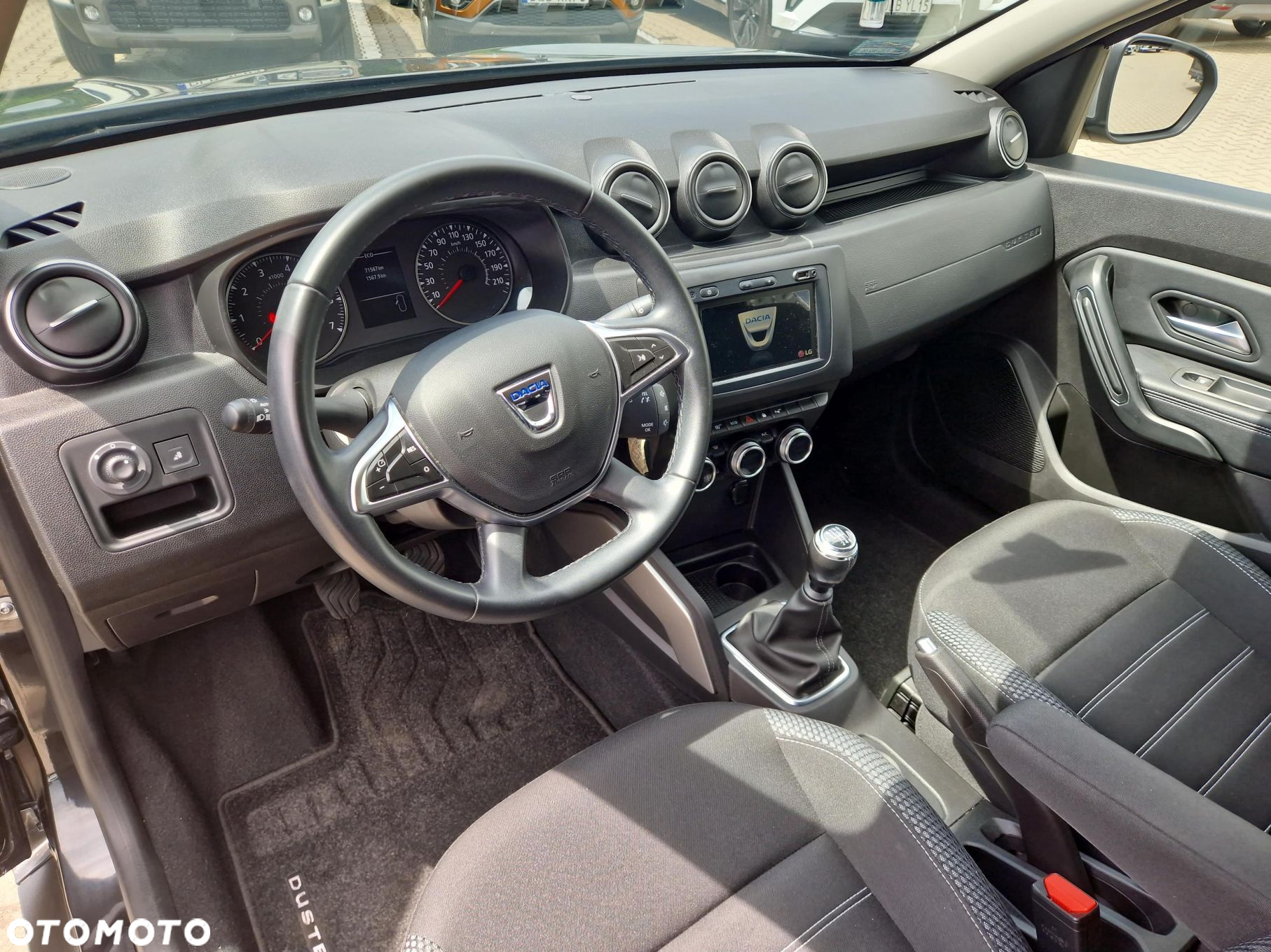 Dacia Duster 1.3 TCe FAP Prestige - 9