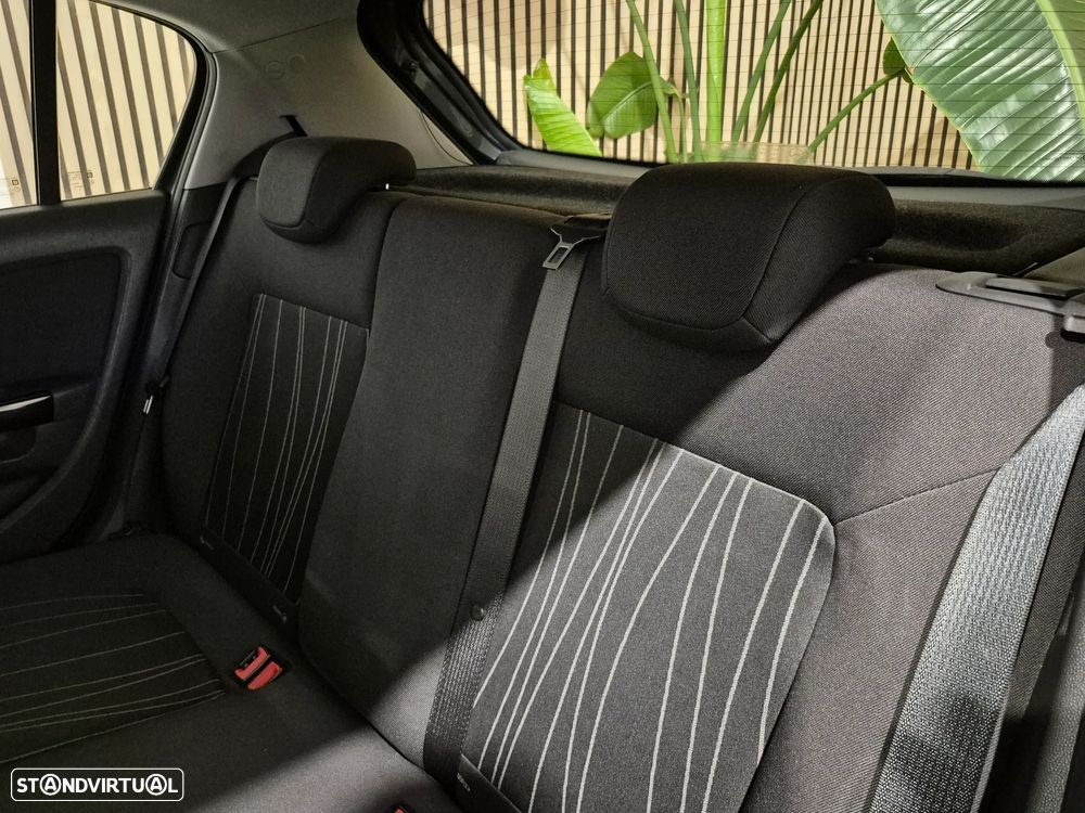 Opel Corsa 1.2 Enjoy - 17