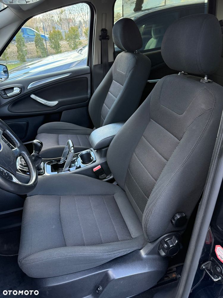 Ford S-Max 2.0 Viva Titanium - 28