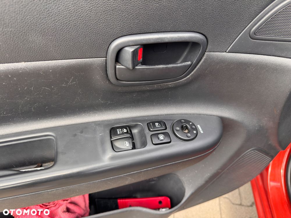 Hyundai Accent - 18