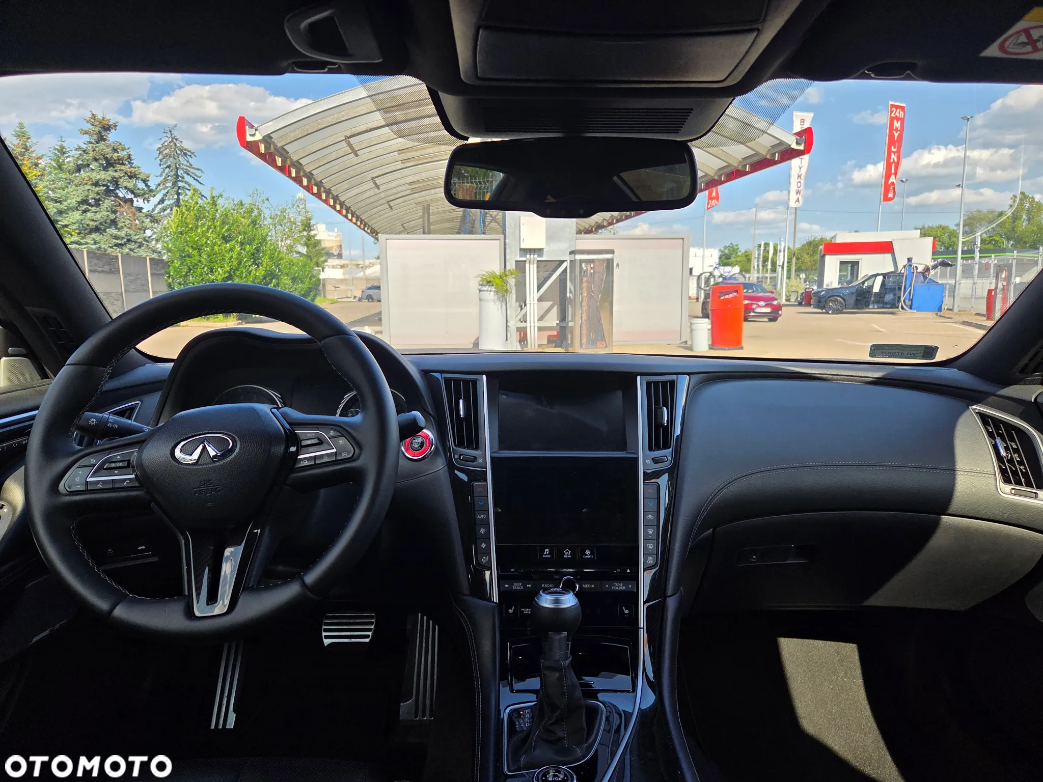 Infiniti Q60 3.0t AWD Sport Tech - 12