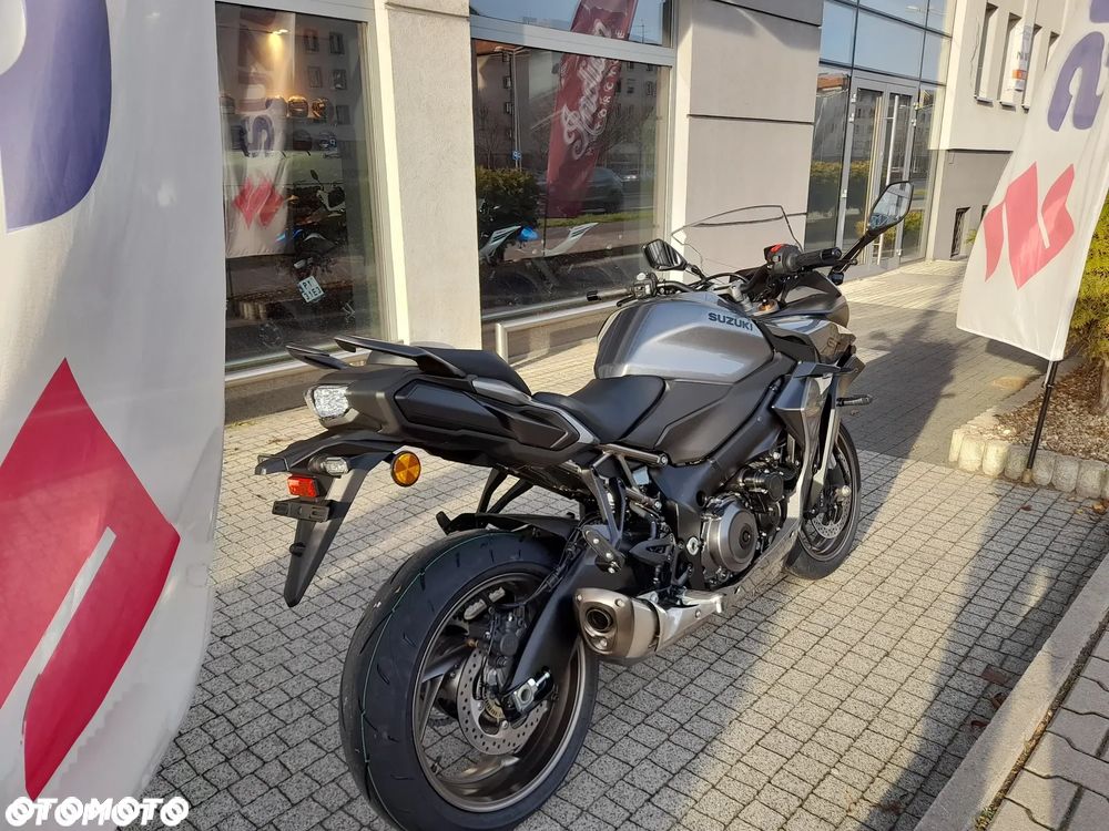 Suzuki GSX 1000 - 5