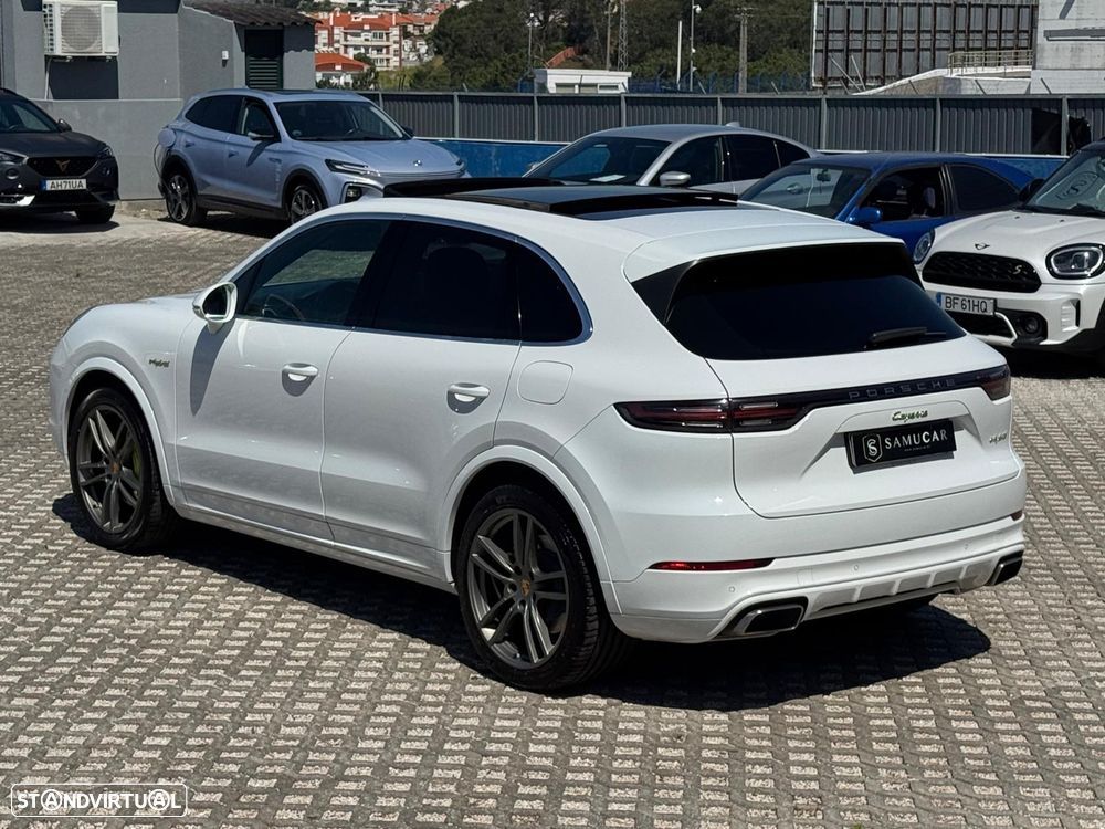 Porsche Cayenne E-Hybrid - 6