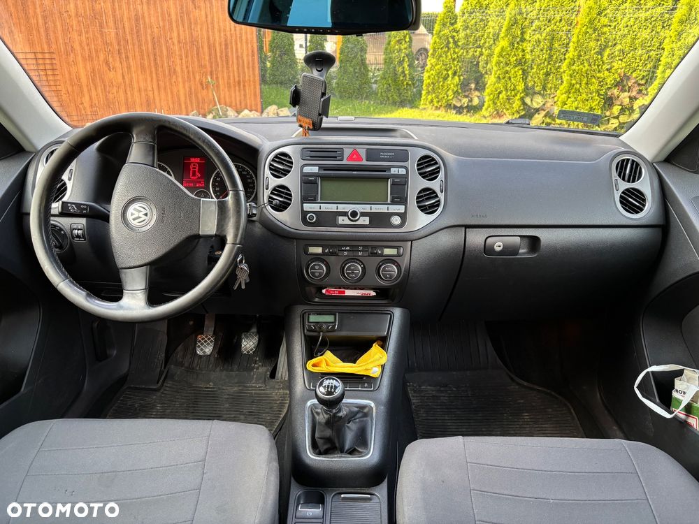 Volkswagen Tiguan - 5