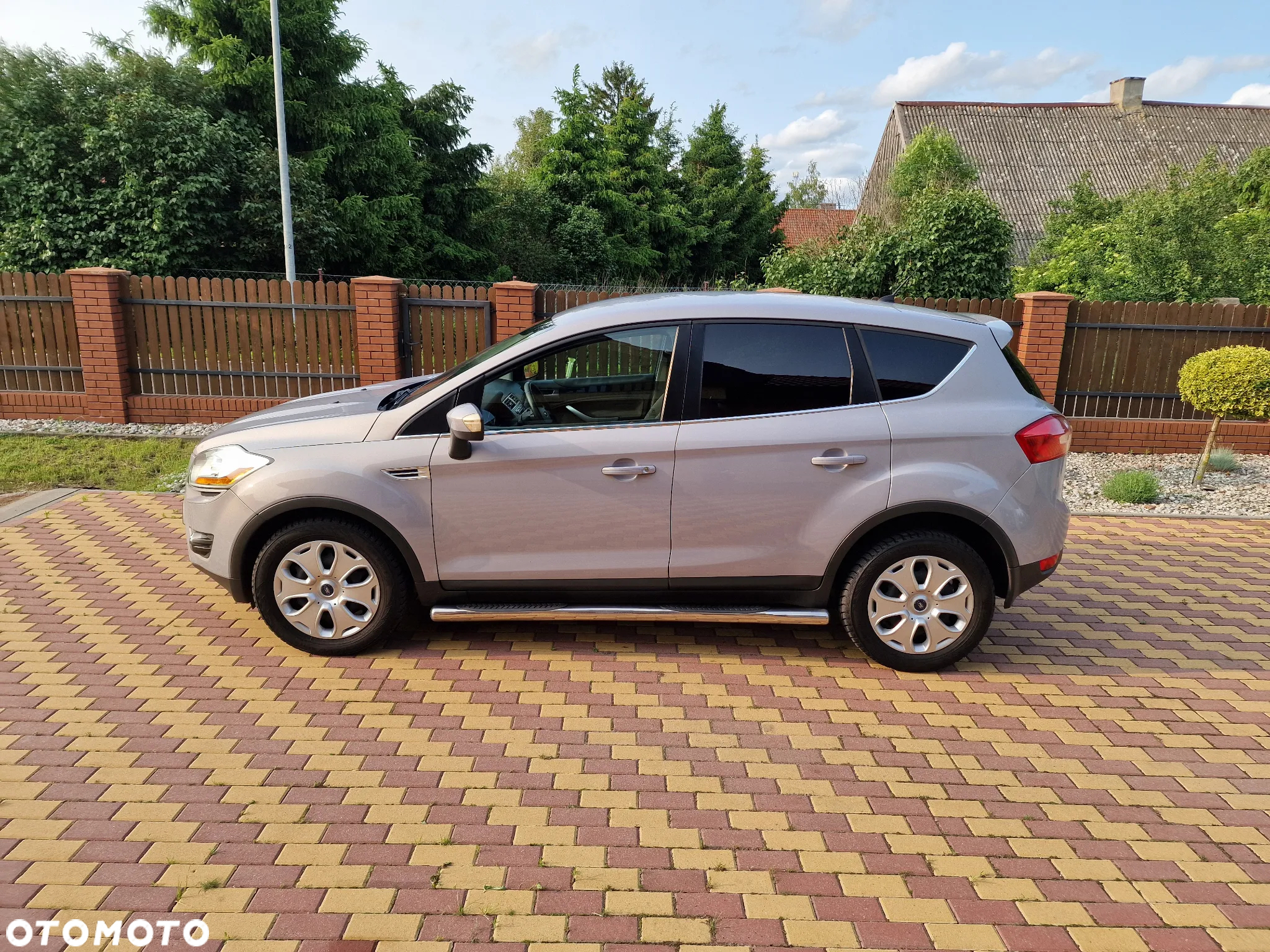 Ford Kuga - 13