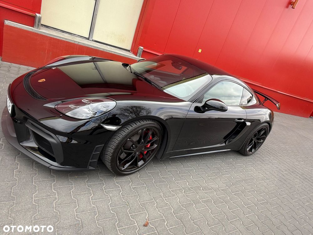 Porsche 718 Cayman - 3