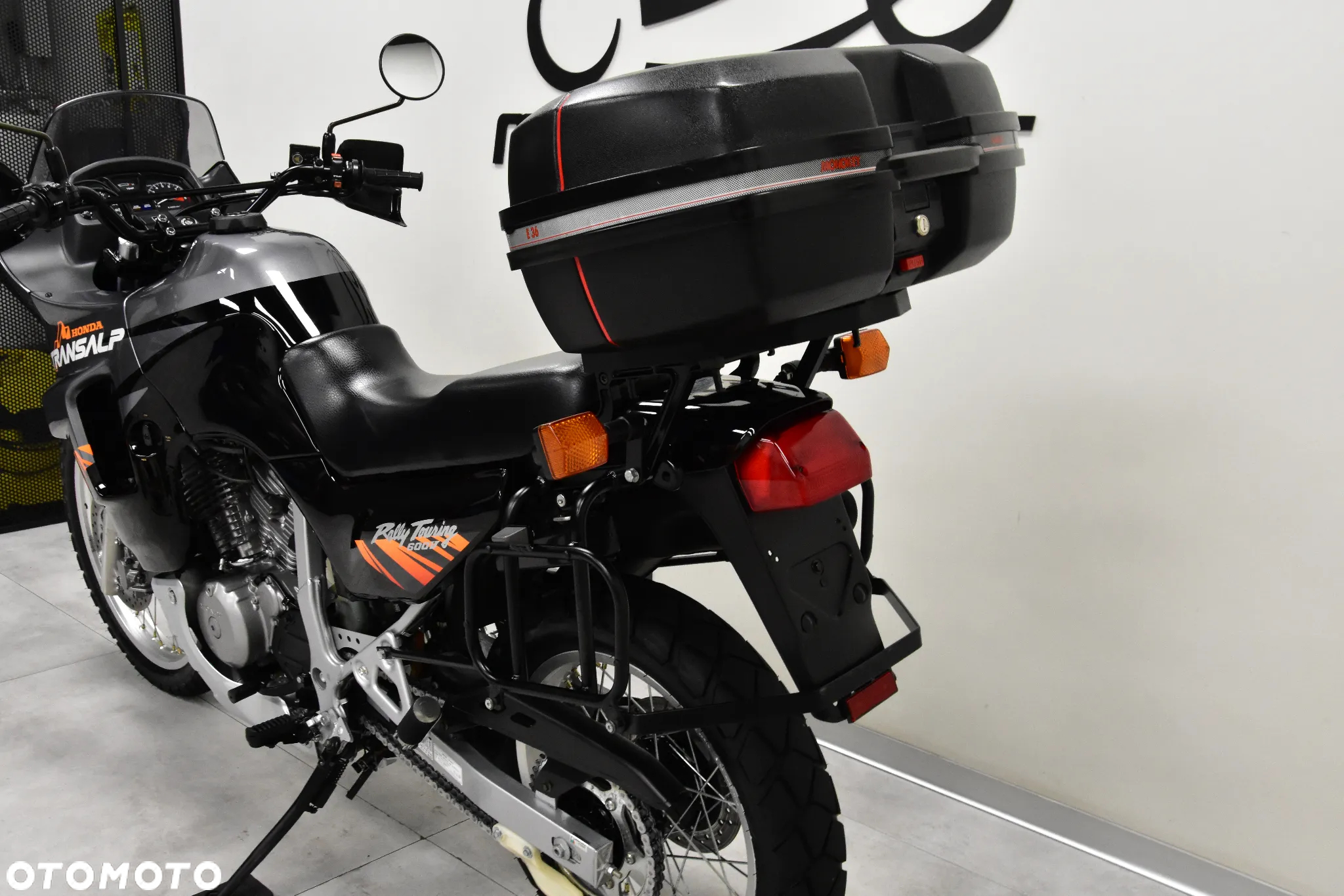 Honda Transalp - 13