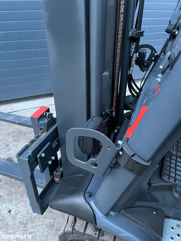 Linde H16 H18 H20 Przesuw boczny zintegrowany, Kabina, tylko 2953h - 28