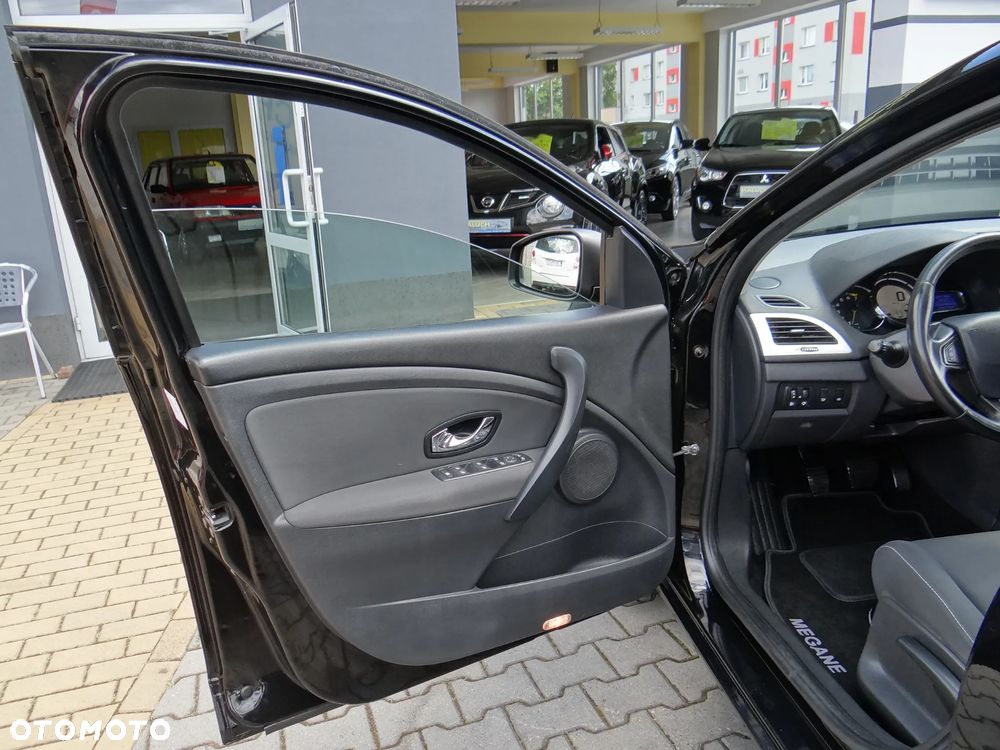 Renault Megane ENERGY TCe 115 Start & Stop Authentique - 26
