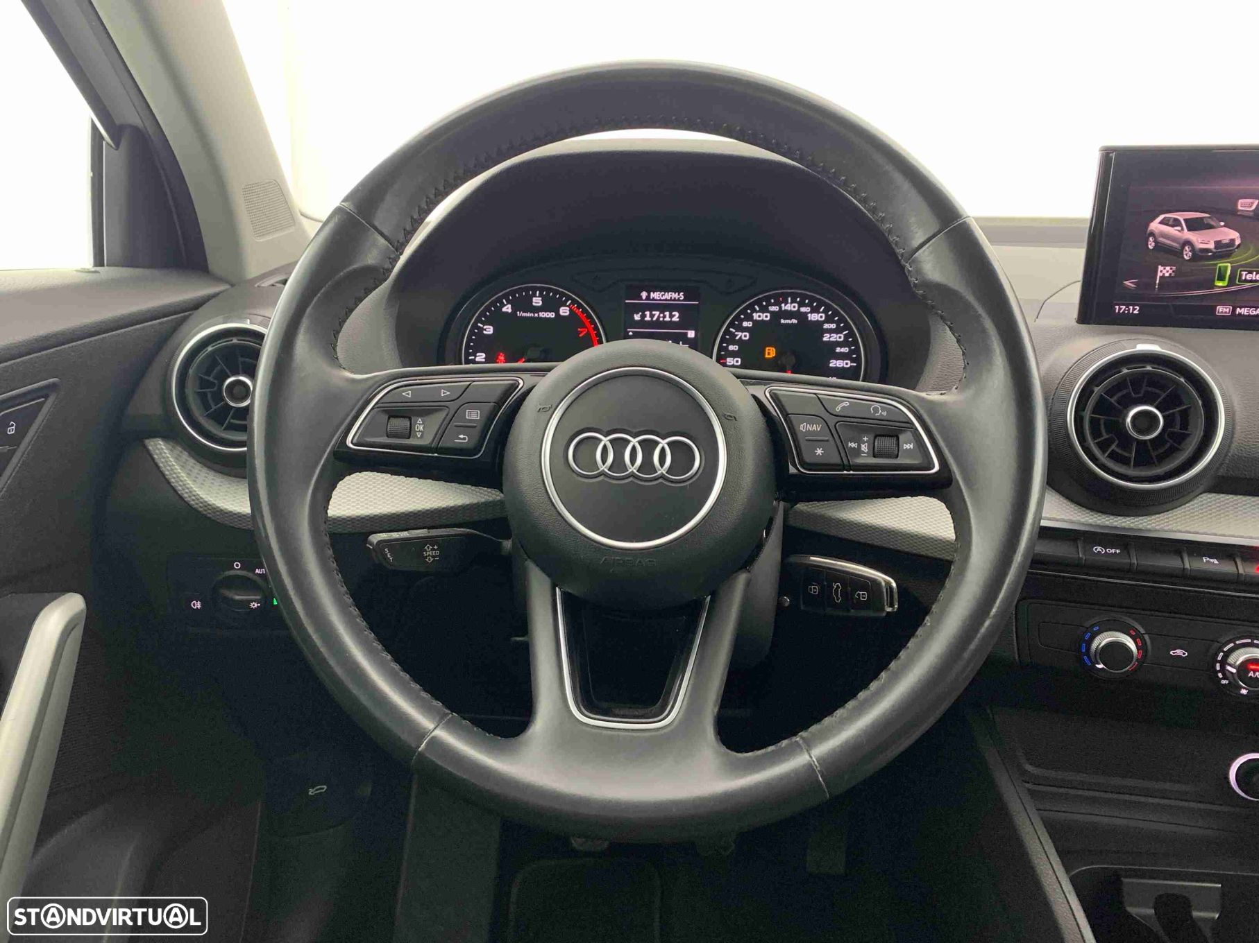 Audi Q2 30 TFSI - 9