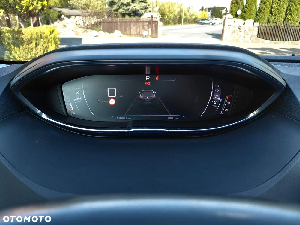Peugeot 3008 BlueHDi 130 Stop & Start EAT8 Allure Pack - 38