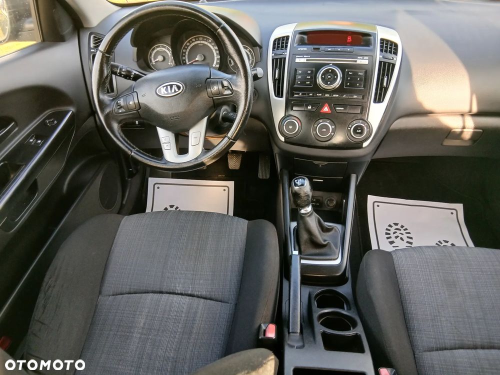 Kia Ceed 1.6 CVVT Vision - 29