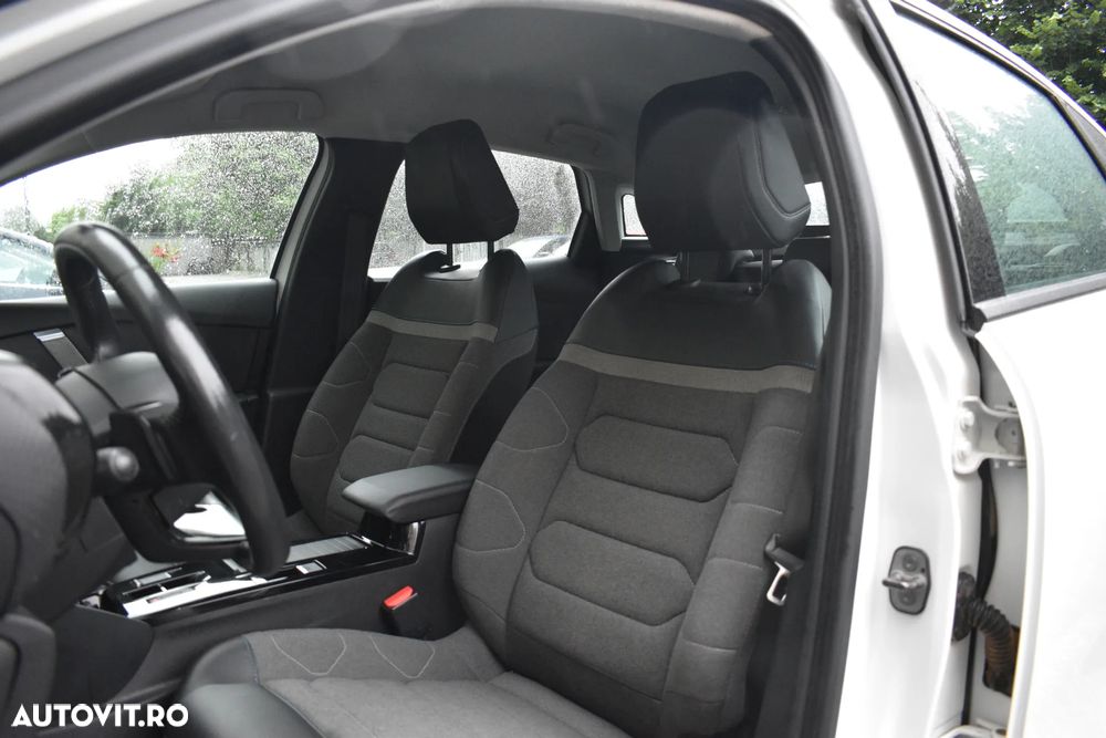 Citroën C4 BlueHDi 130 Stop&Start EAT8 SHINE - 14