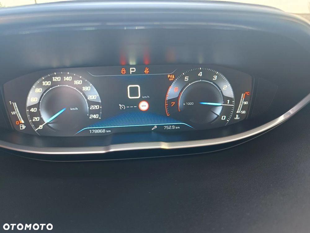 Peugeot 3008 THP 165 EAT6 Stop & Start Allure - 29