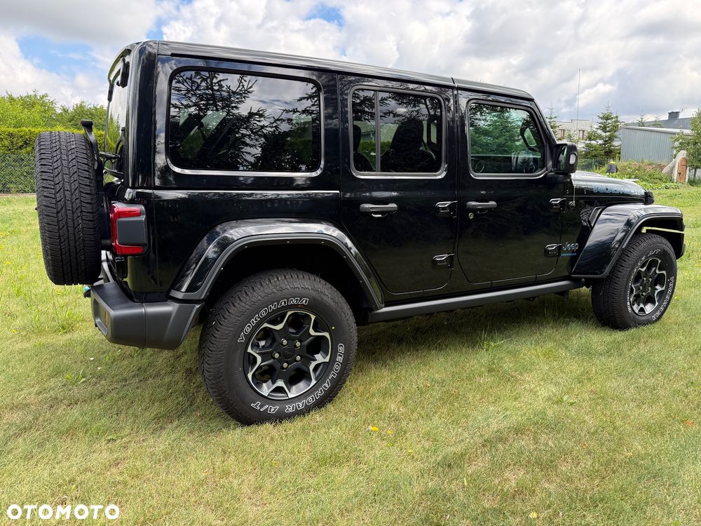 Jeep Wrangler - 5