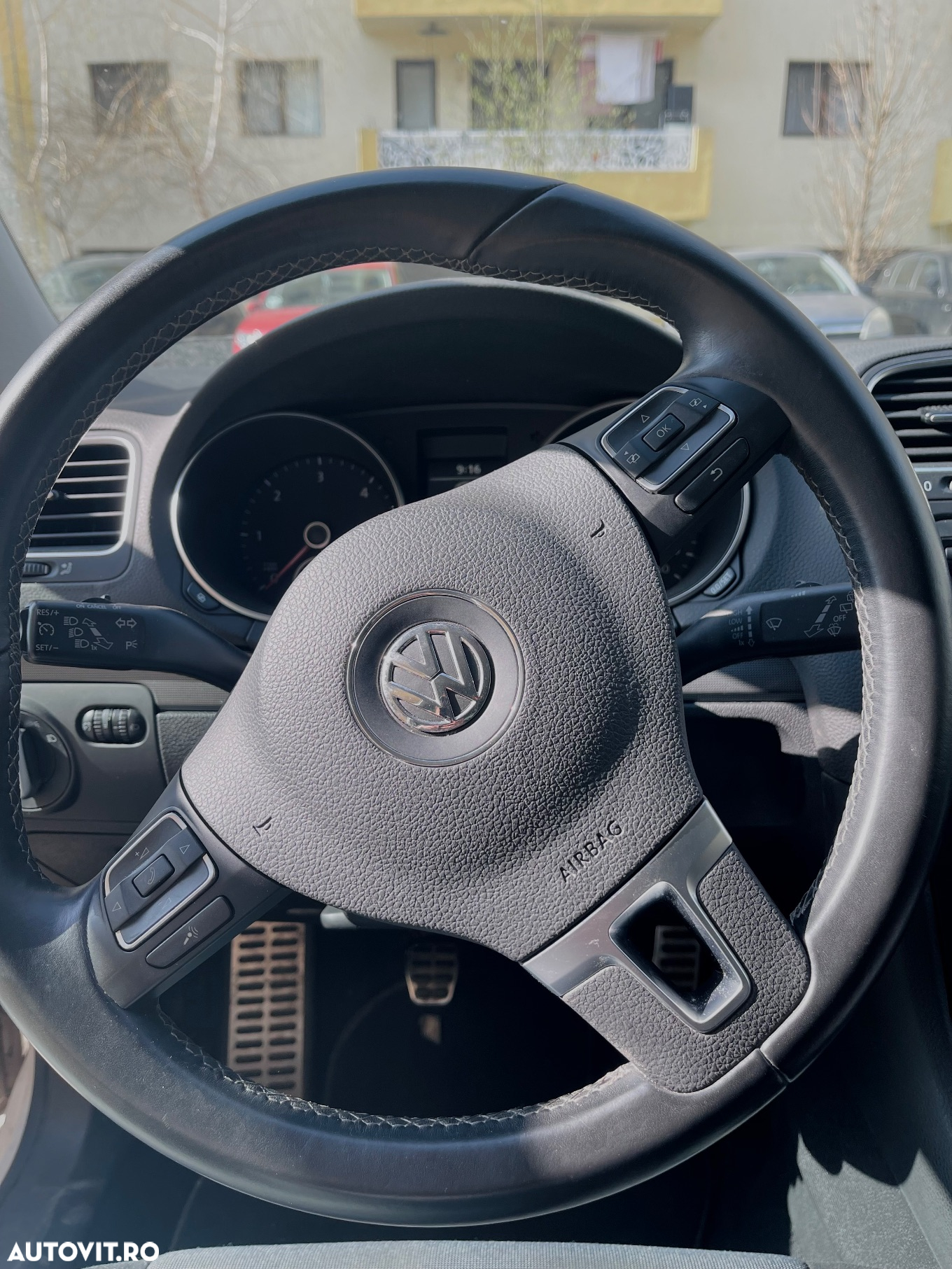 Volkswagen Golf - 29