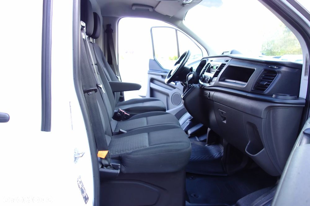 Ford Transit Custom  2.0 Ecoblue  130 KM Automat L1H1 Klima Webasto - 5
