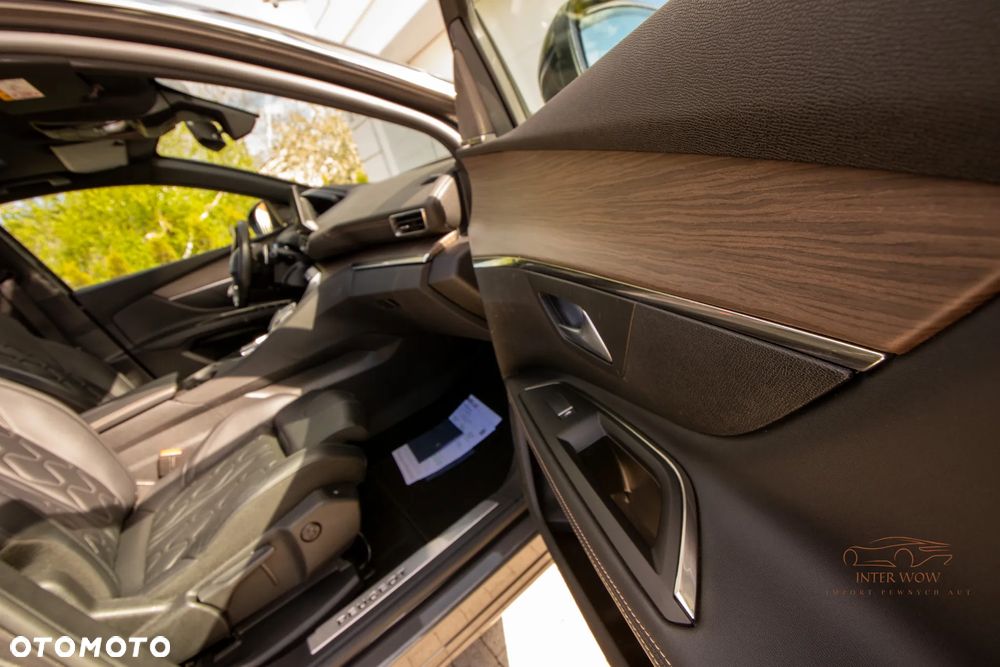 Peugeot 5008 1.6 PureTech GT Pack S&S EAT8 - 26