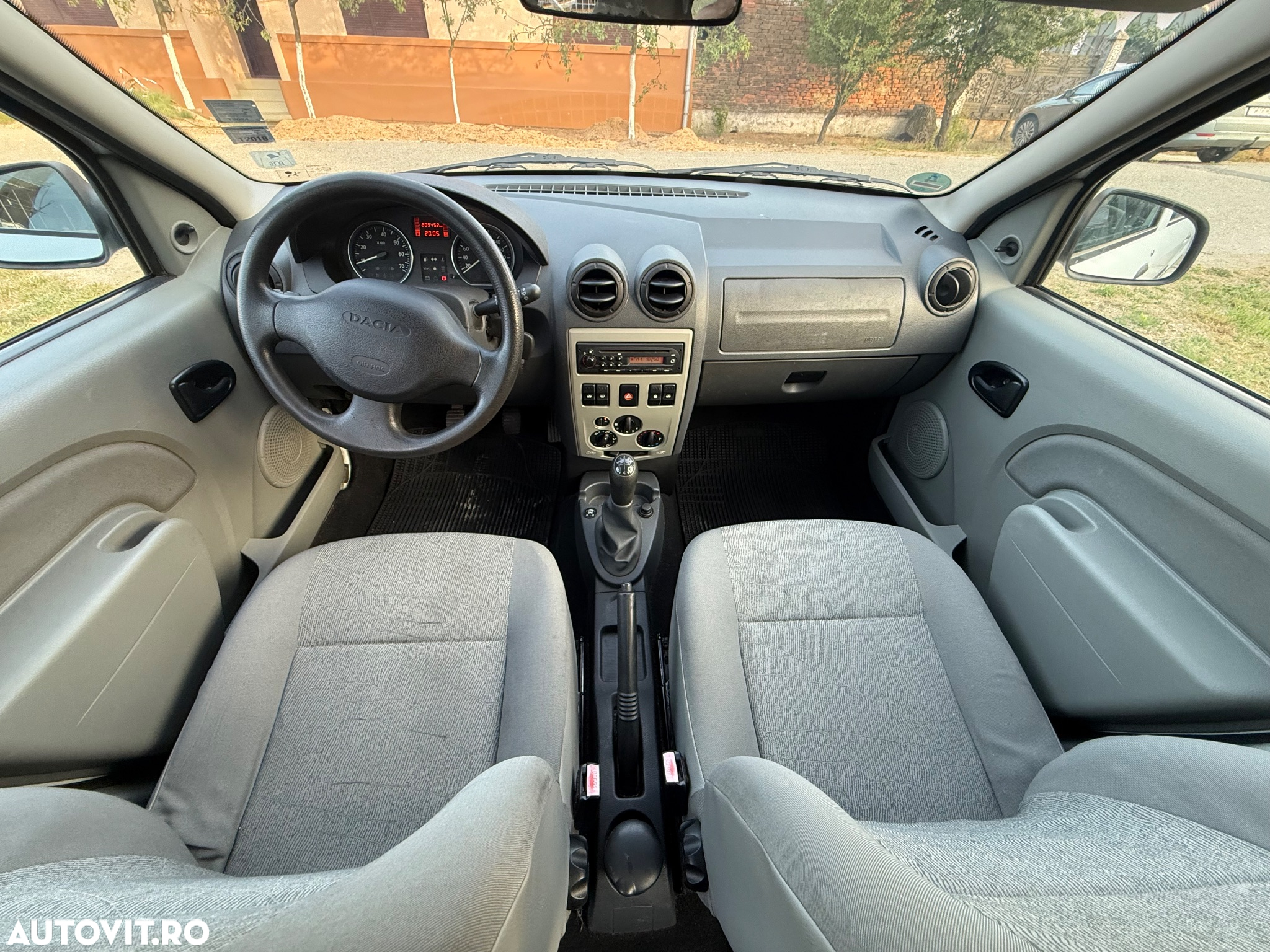 Dacia Logan MCV 1.6 Ambiance - 7