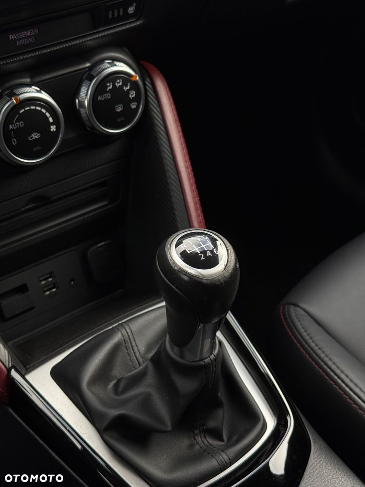 Mazda CX-3 SKYACTIV-G 120 FWD Exclusive-Line - 26