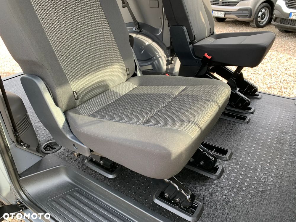 Volkswagen TRANSPORTER MOCNY T6 SILNIK DNA 2.0TDI MOC 150KM DSG7 SKRZYNIA AUTOMAT Ilość miejsc 9 osobowy ZABUDOWA KOMBI VAN MINIBUS SPECJALNA CARAVELLE Lampy Bi-LED Kamera  Radar 2x boczne drzwi przesuwne! Aktywny tempomat, Asystent pasa, System zmiany pasa, Podgrzewane fotele, Dwustrefowa Klimatyzacja i ogrzewanie! Fabryczne oryginał WEBASTO 5kW THERMO COMFORT SE Szybkie nagrzewanie silnika zimą! - 8