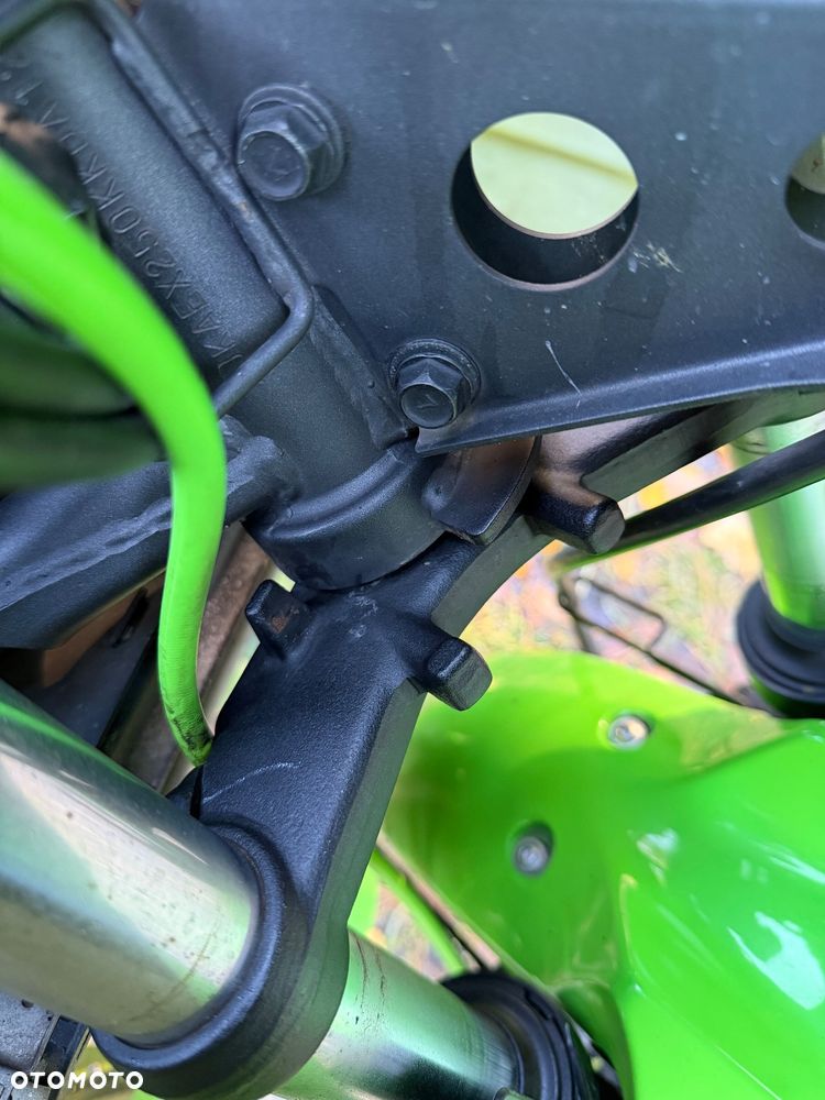 Kawasaki Ninja 250R - 6