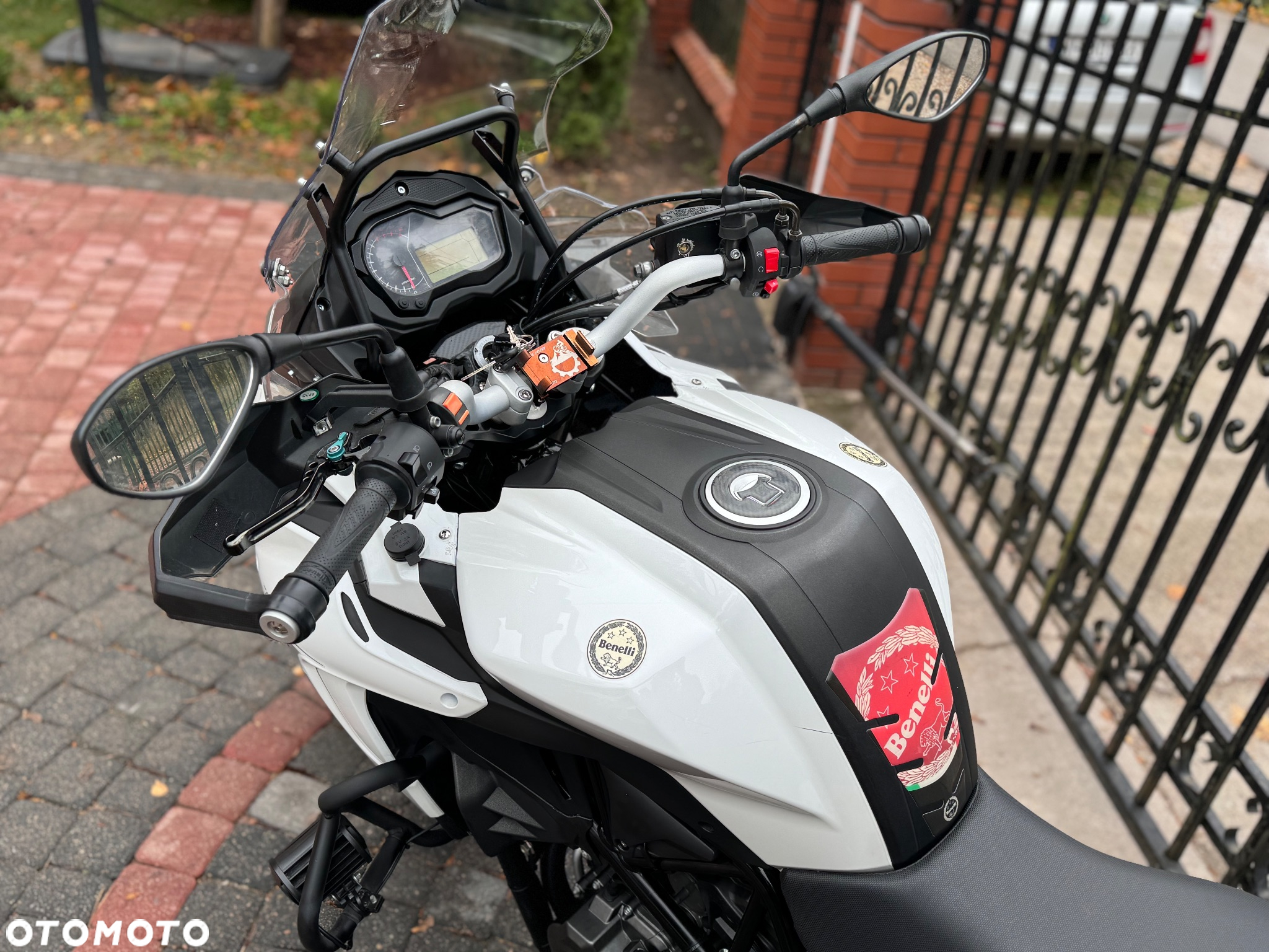 Benelli TRK 502 - 15