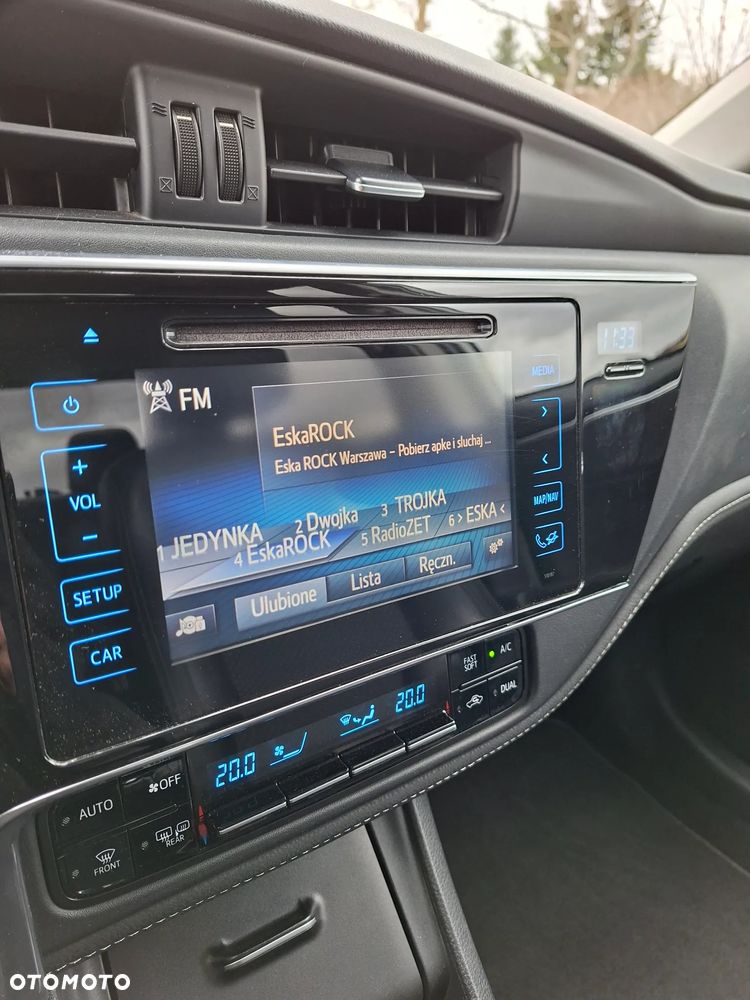 Toyota Corolla 1.6 Prestige EU6 - 12