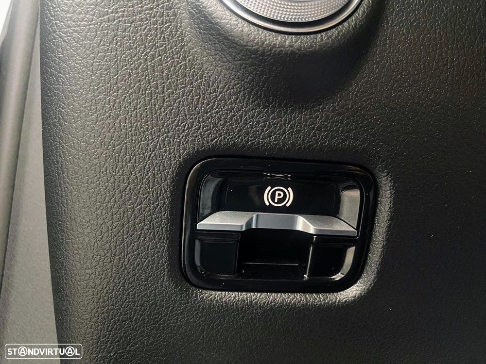 Mercedes-Benz C 220 d Avantgarde - 16