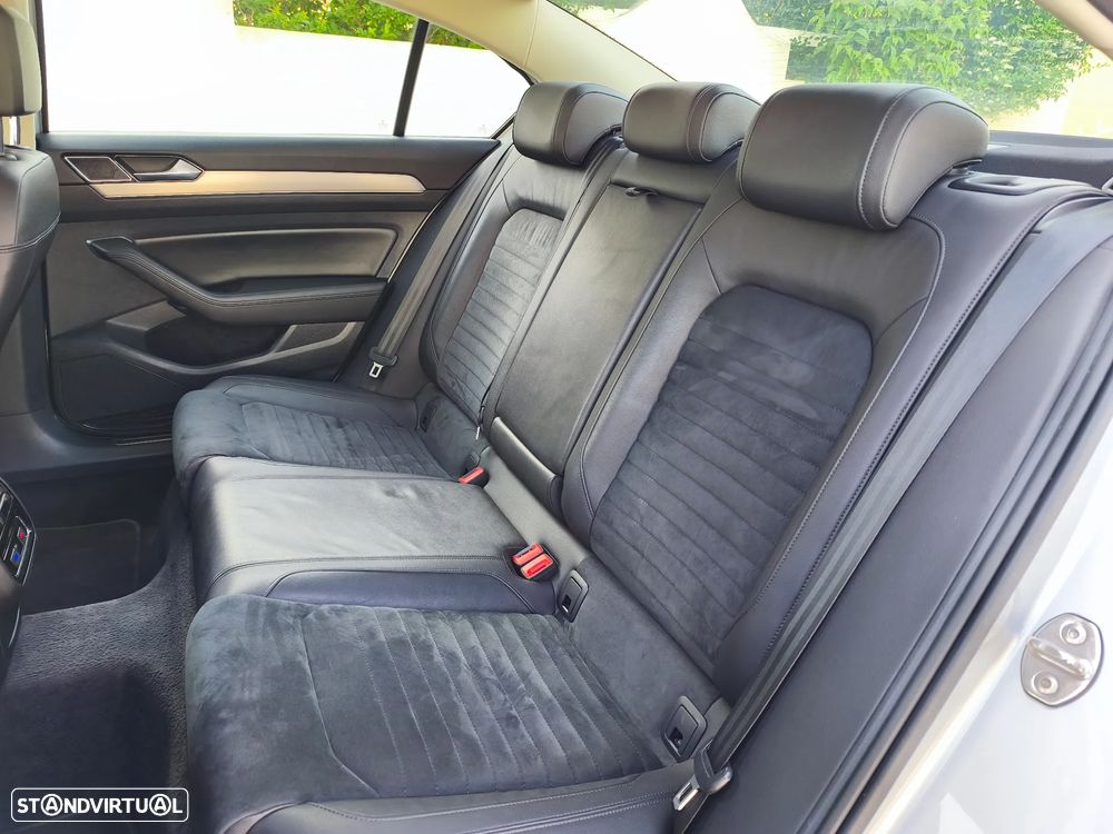 VW Passat 1.6 TDI Highline DSG - 9